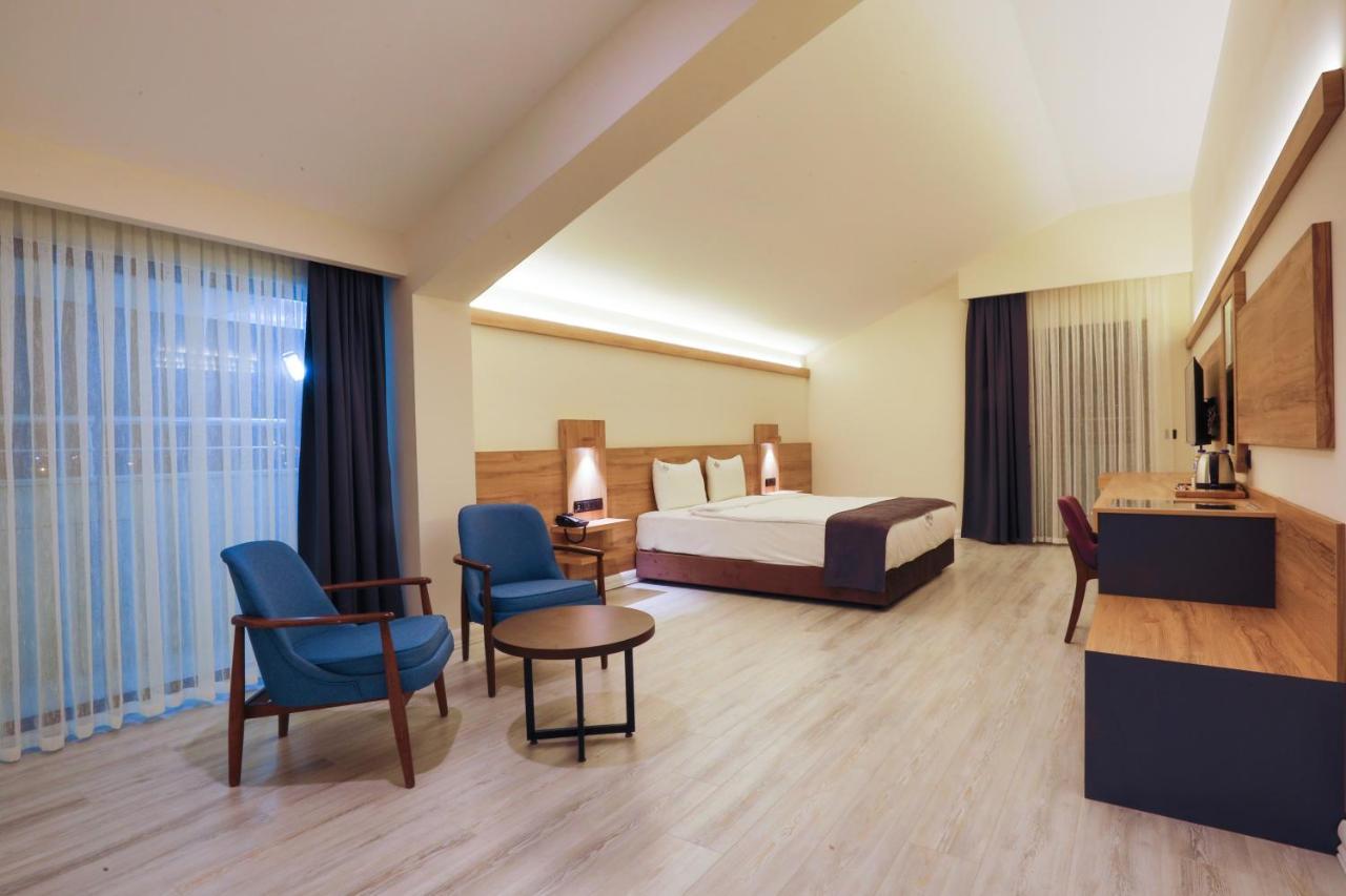 Karpalas City Hotel & Spa Болу Екстер'єр фото