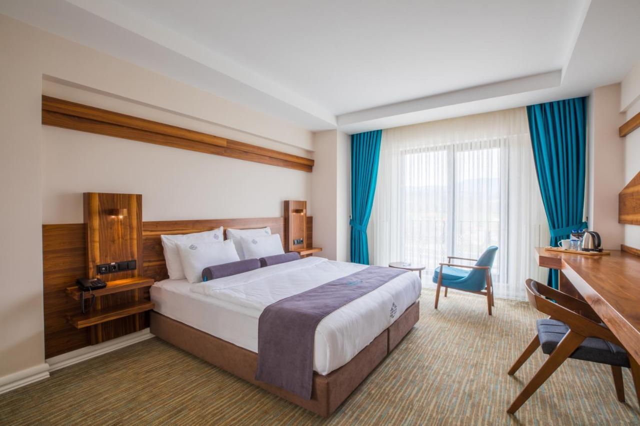 Karpalas City Hotel & Spa Болу Екстер'єр фото
