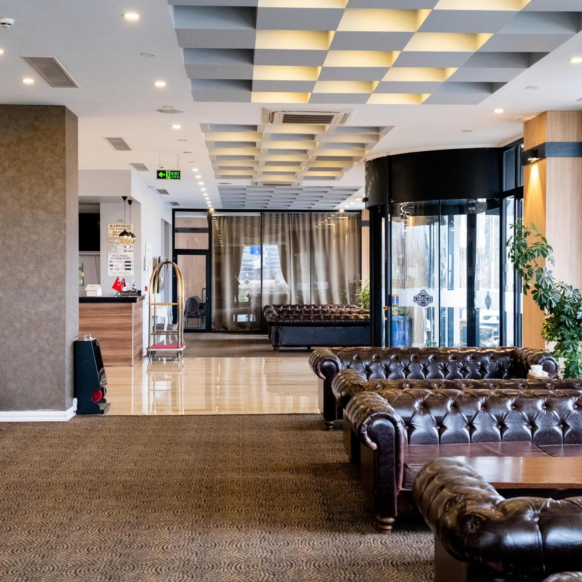 Karpalas City Hotel & Spa Болу Екстер'єр фото