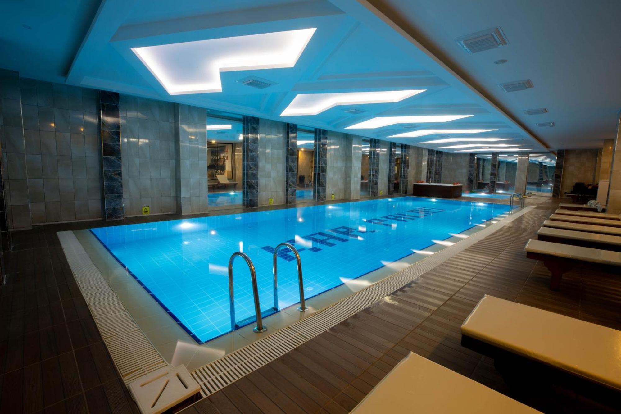 Karpalas City Hotel & Spa Болу Екстер'єр фото