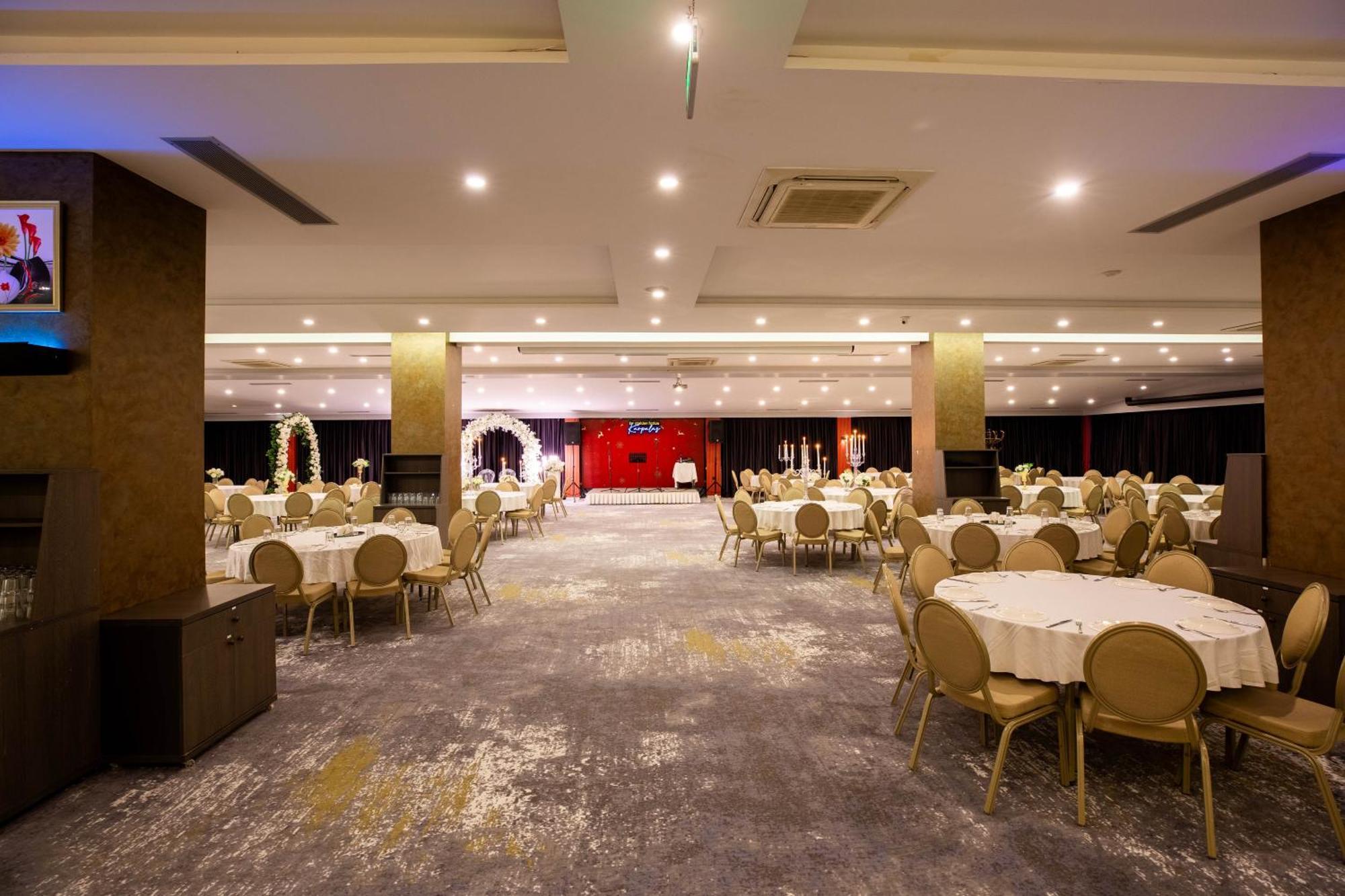 Karpalas City Hotel & Spa Болу Екстер'єр фото