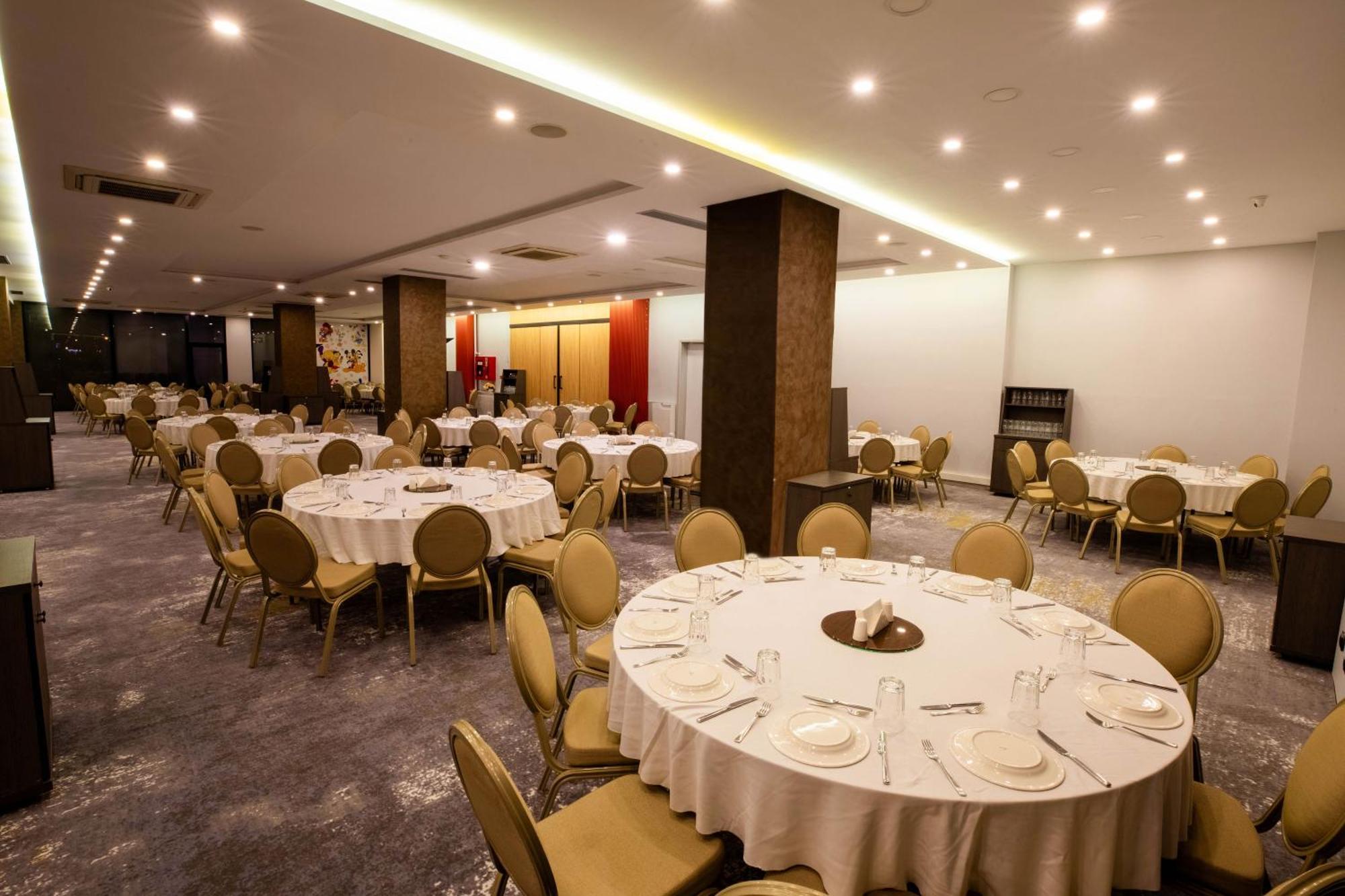Karpalas City Hotel & Spa Болу Екстер'єр фото