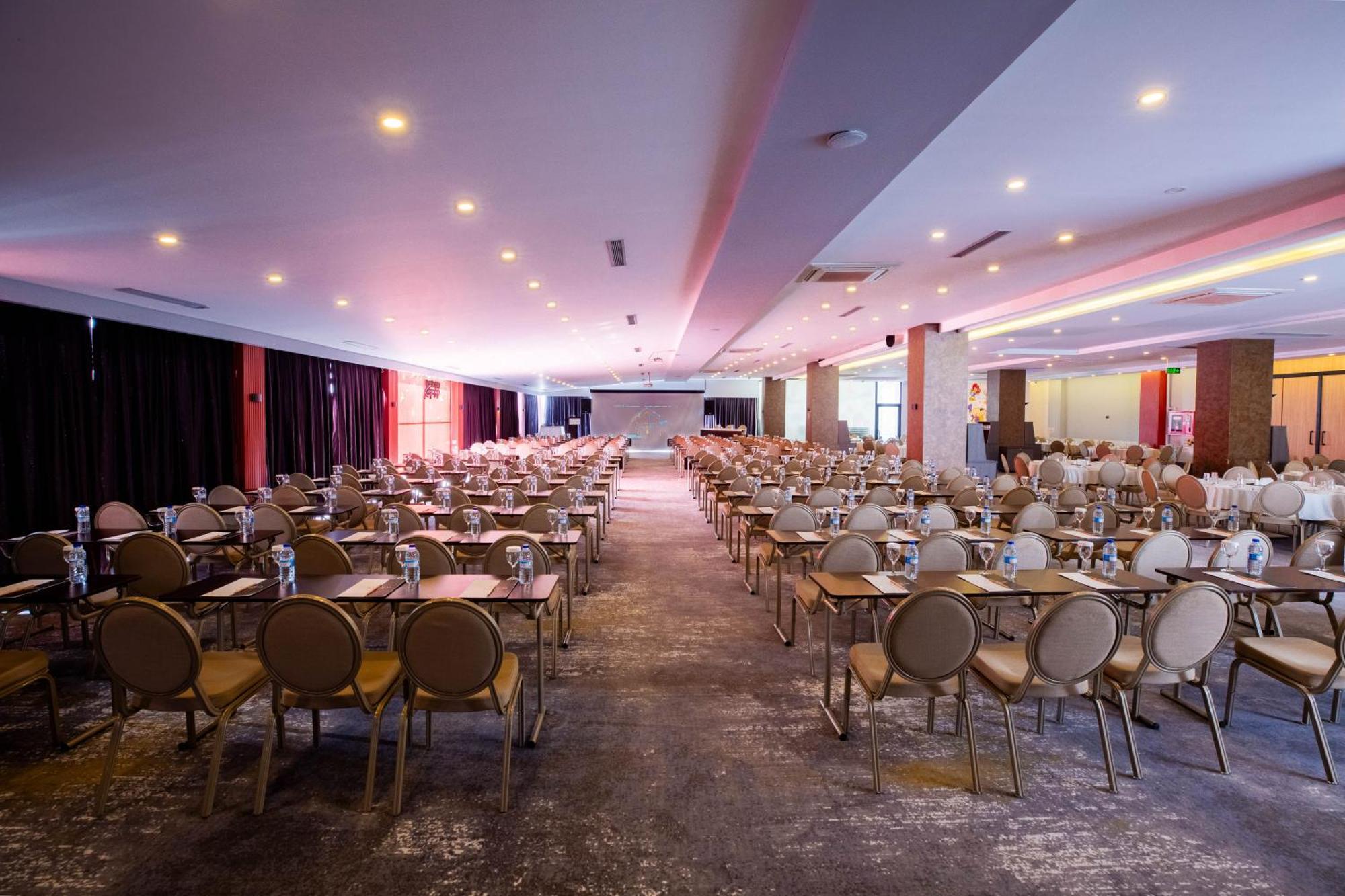Karpalas City Hotel & Spa Болу Екстер'єр фото