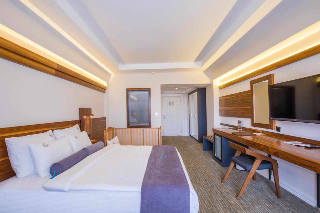 Karpalas City Hotel & Spa Болу Екстер'єр фото
